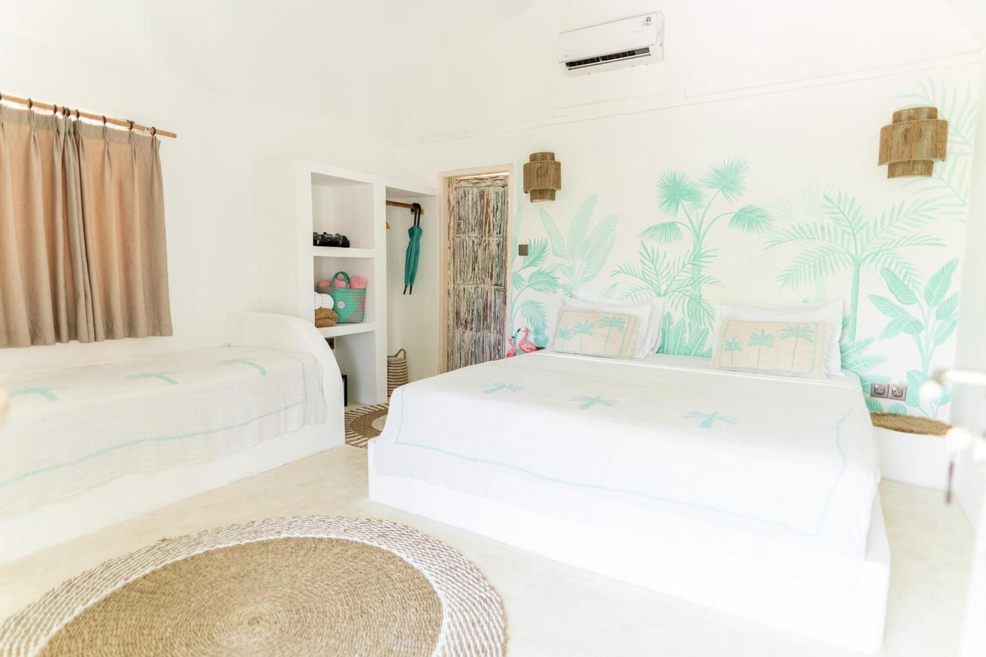 La Isla Bonita Gili Air Hotel Exterior photo